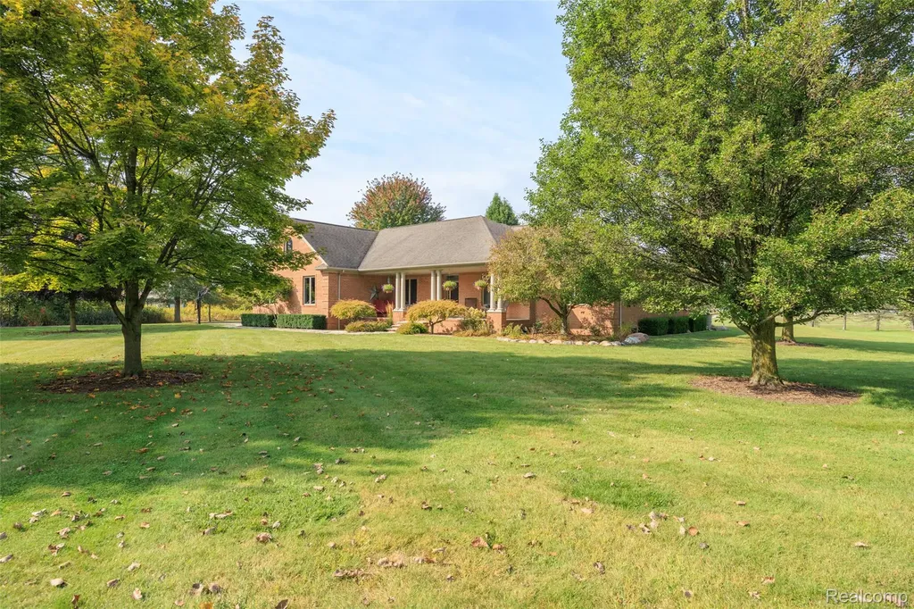 7030 Marsh Road Cottrellville Township MI 48039