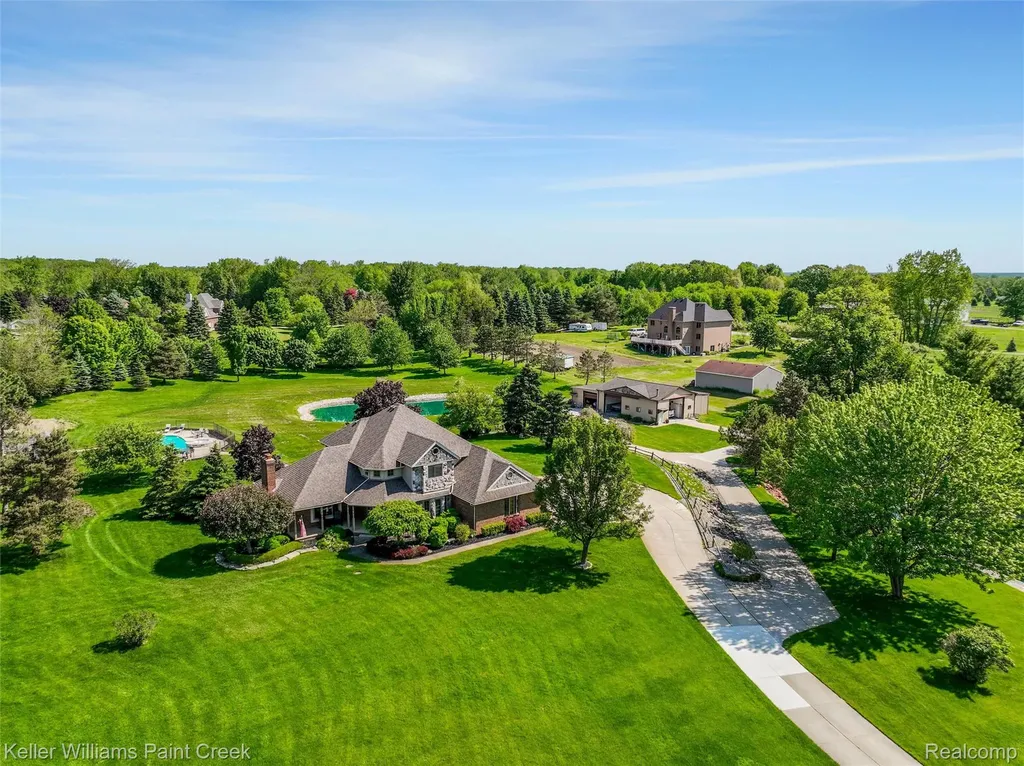5813 36 Mile Road Bruce Township MI 48065