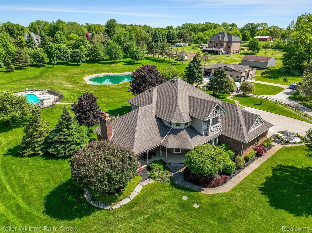 5813 36 Mile Road Bruce Township MI 48065