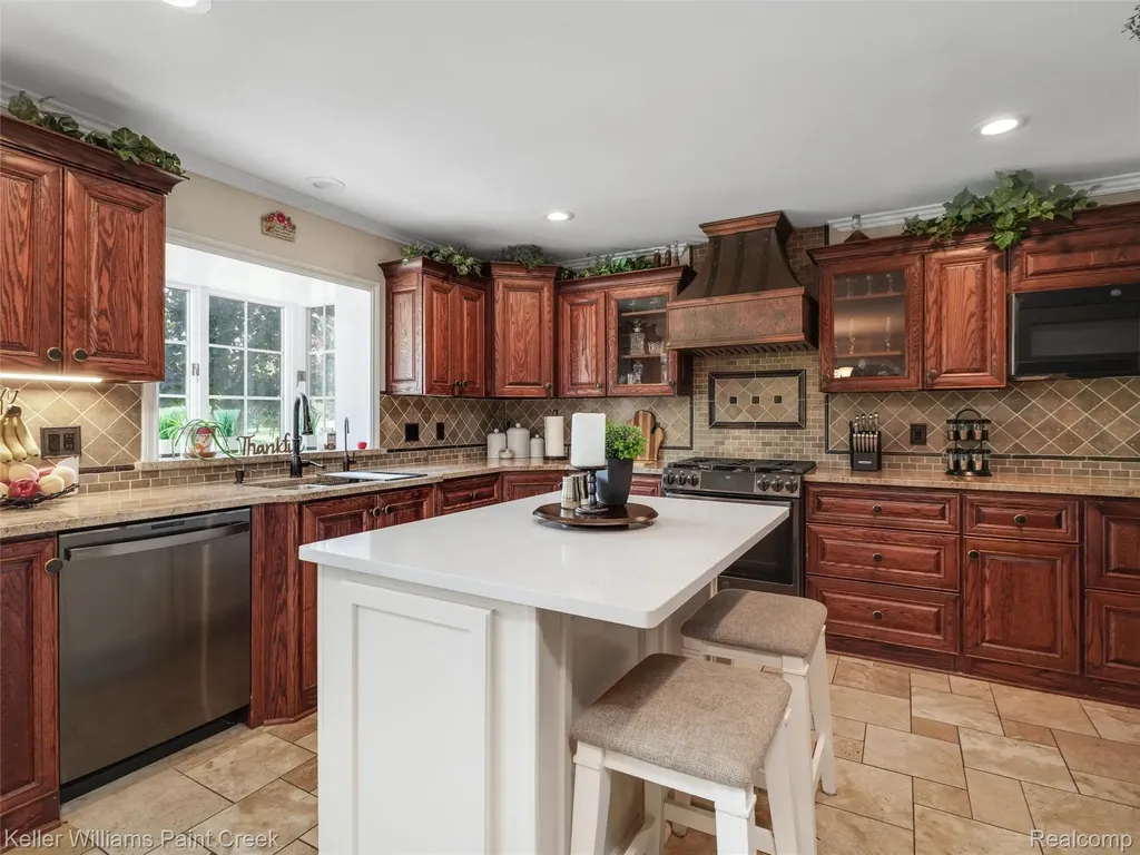 5813 36 Mile Road Bruce Township MI 48065