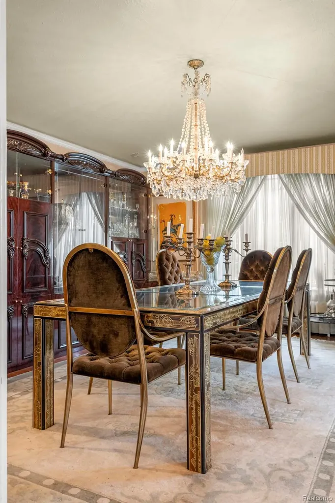 3001 Seminole Street Detroit City MI 48214