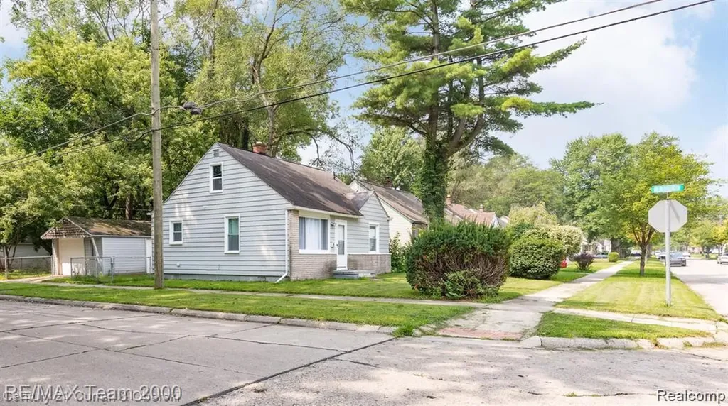 24601 Stanford Street Dearborn Heights City MI 48125