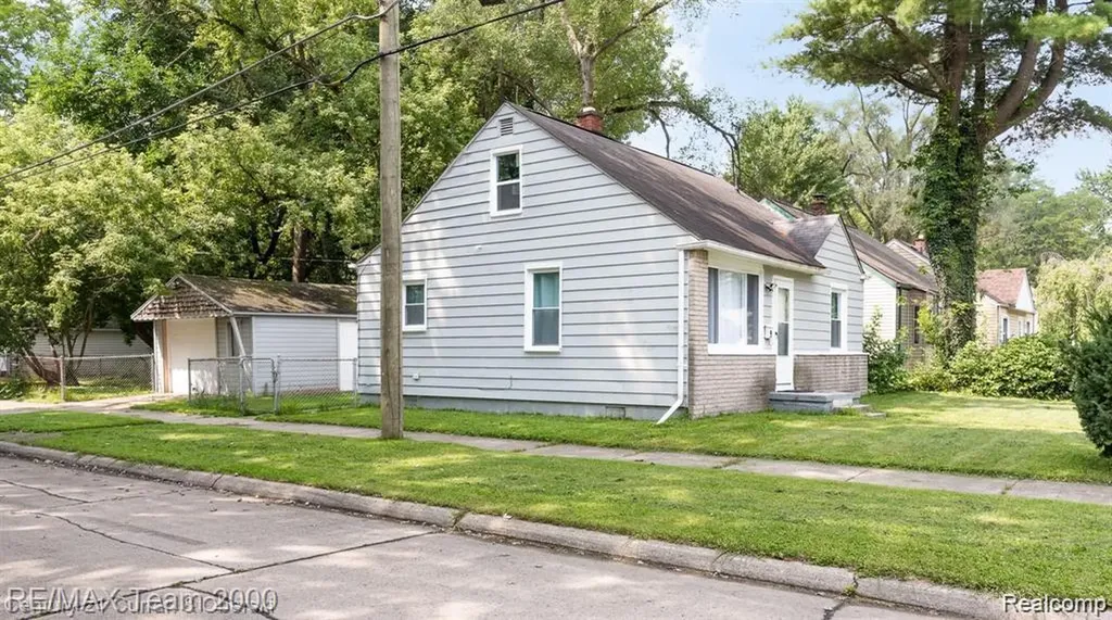 24601 Stanford Street Dearborn Heights City MI 48125