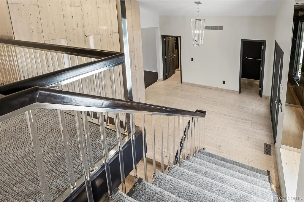 1762 Saint Johns Court Bloomfield Hills City MI 48302