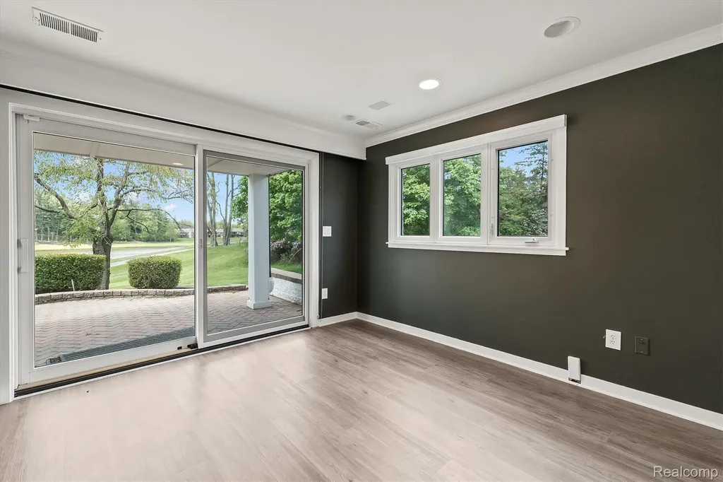 1762 Saint Johns Court Bloomfield Hills City MI 48302