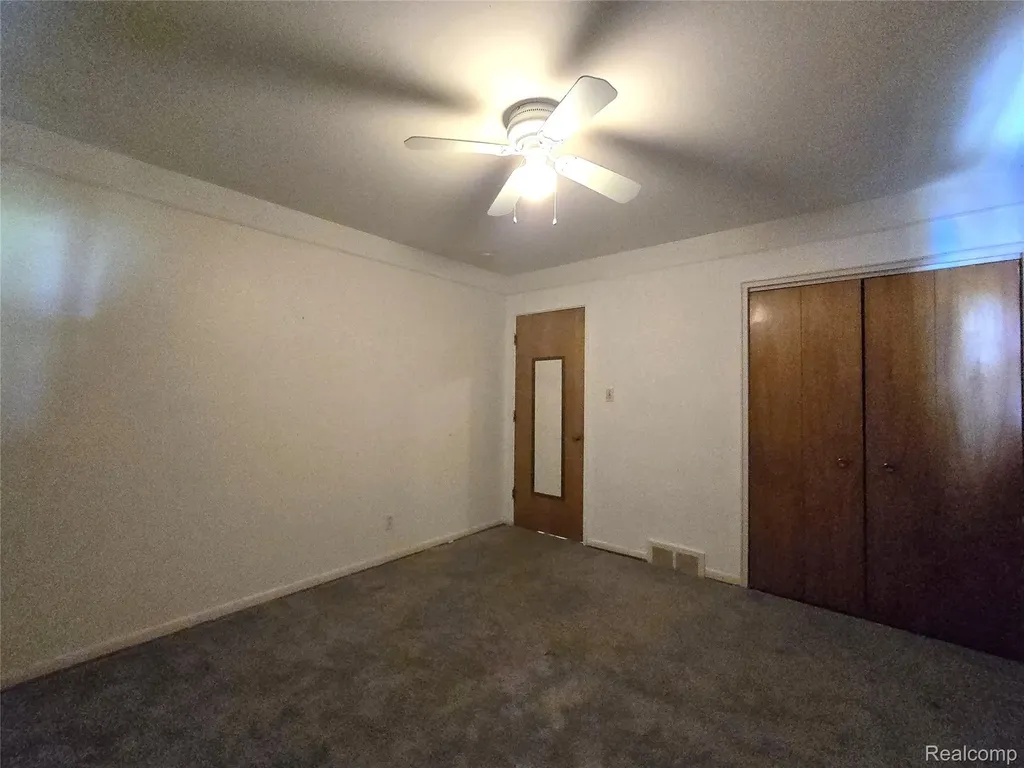 410 Central Street Inkster City MI 48141