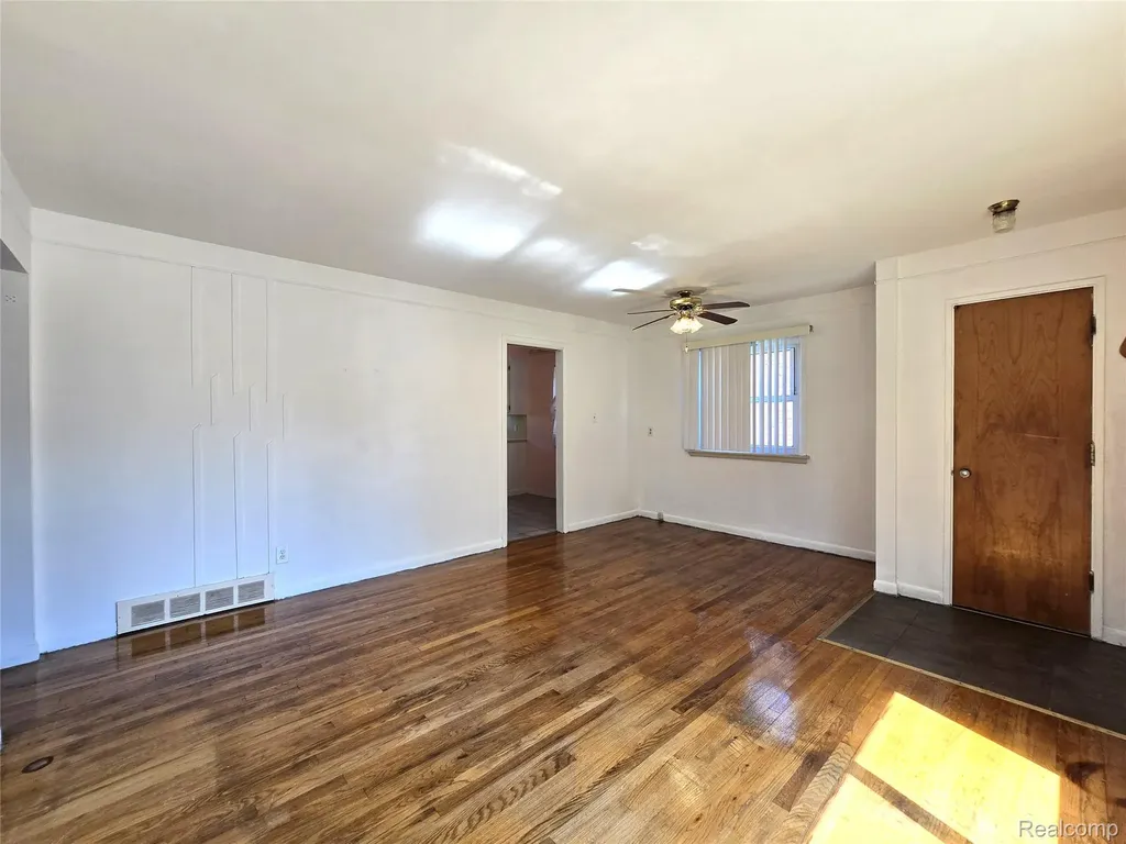 410 Central Street Inkster City MI 48141