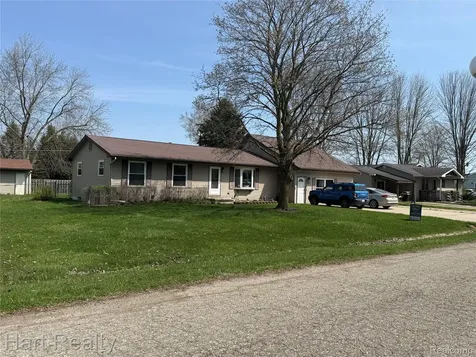 4094 3RD Street Brown City City MI 48416