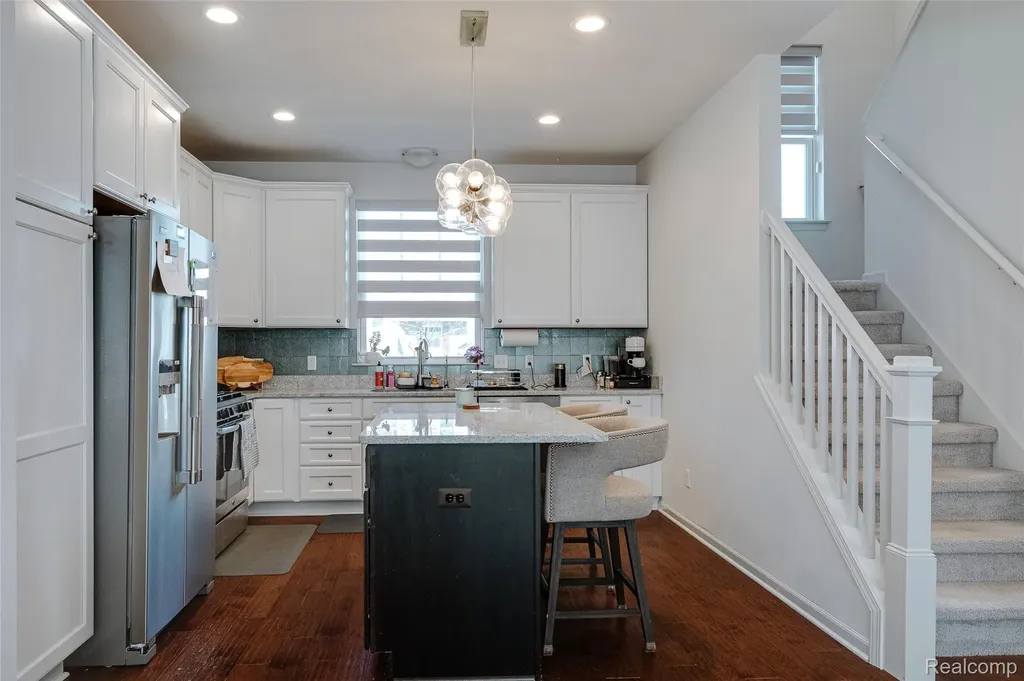 3211 Johanna Ware Wixom City MI 48393