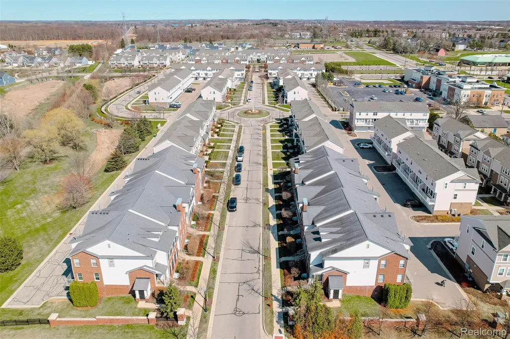 3211 Johanna Ware Wixom City MI 48393