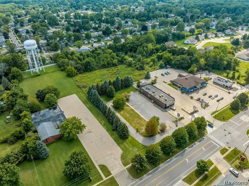 8541 Miller Road Swartz Creek City MI 48473