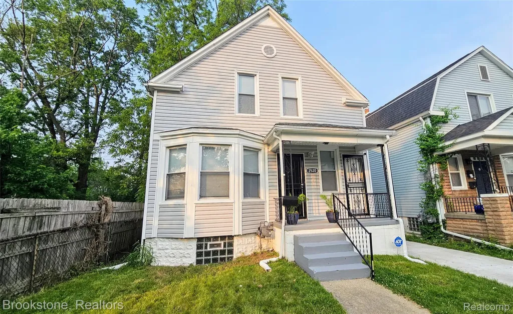 2520 Seyburn Street Detroit City MI 48214