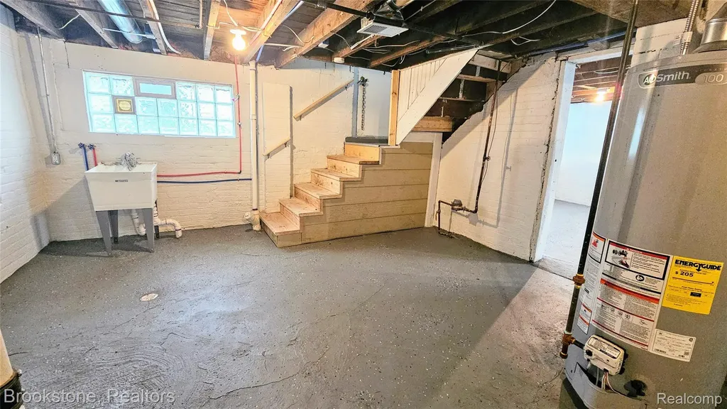 2520 Seyburn Street Detroit City MI 48214