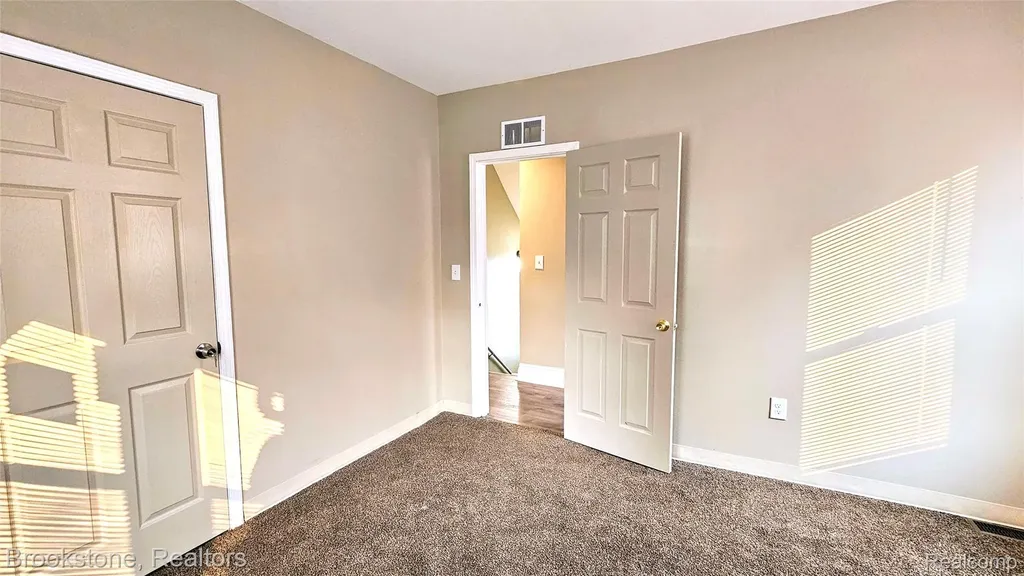 2520 Seyburn Street Detroit City MI 48214