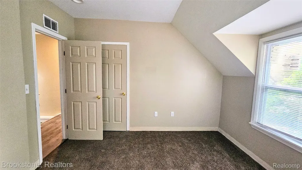 2520 Seyburn Street Detroit City MI 48214