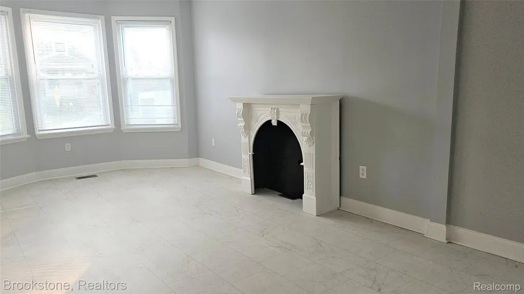 2520 Seyburn Street Detroit City MI 48214