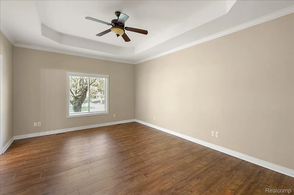 49763 Decker Drive Shelby Charter Township MI 48317