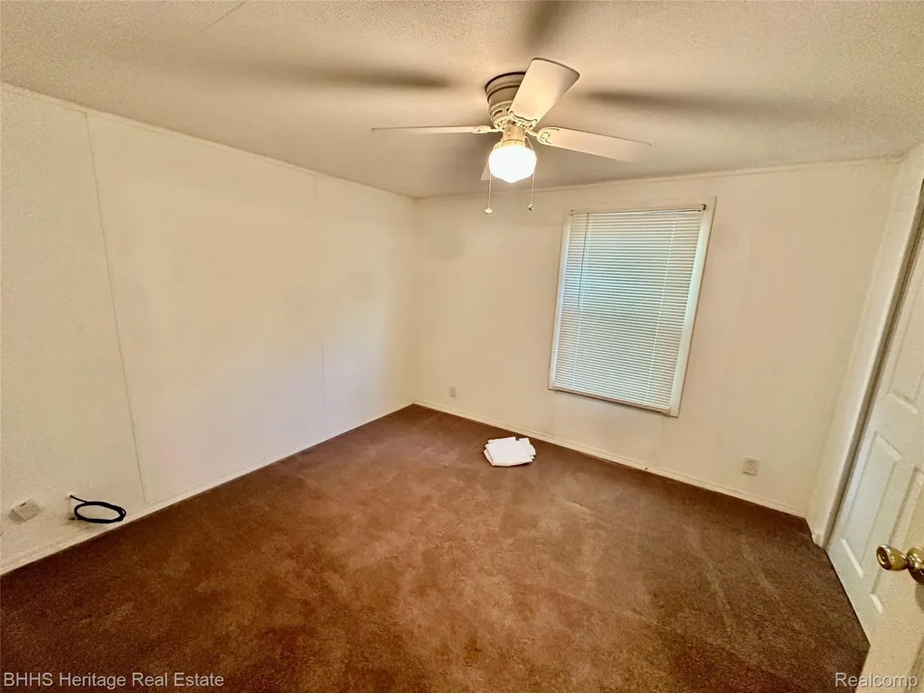 823 Linden Handy Township MI 48836