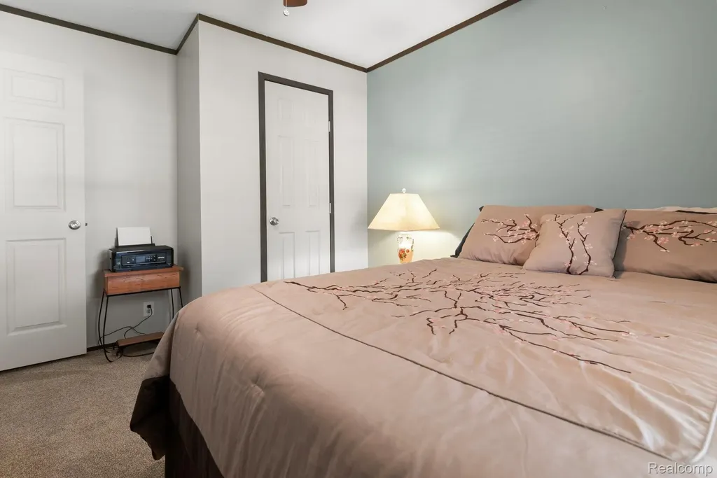 303 Toucan Street Rochester Hills City MI 48309