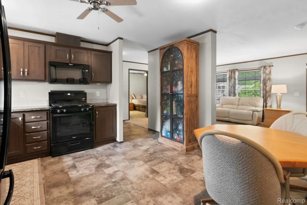 303 Toucan Street Rochester Hills City MI 48309