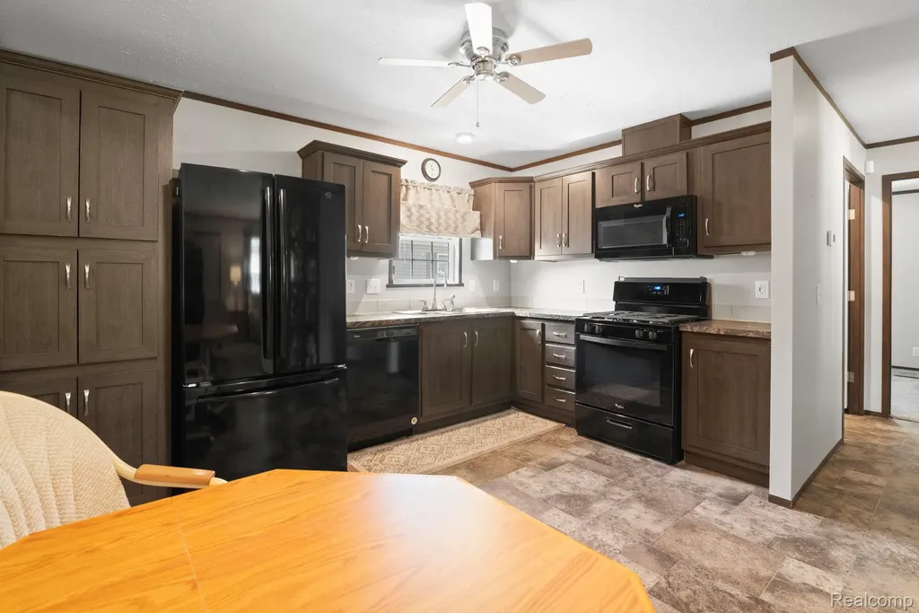 303 Toucan Street Rochester Hills City MI 48309