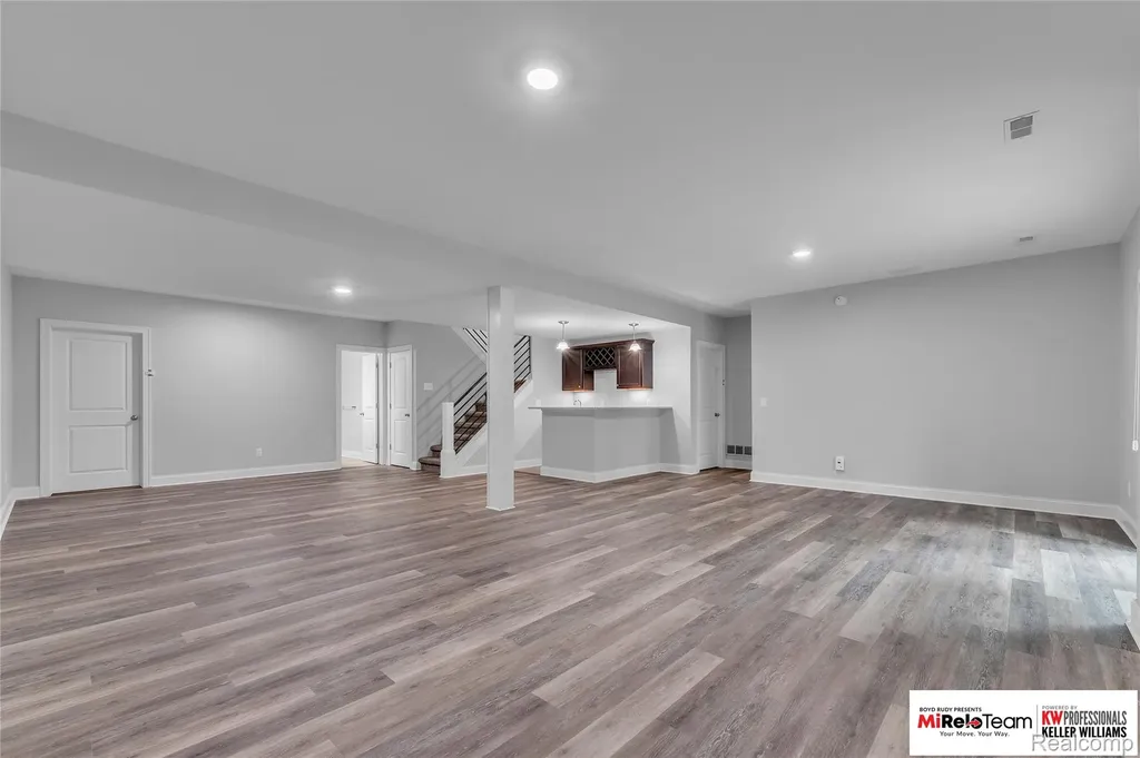 1909 Egret Pointe Genoa Township MI 48843