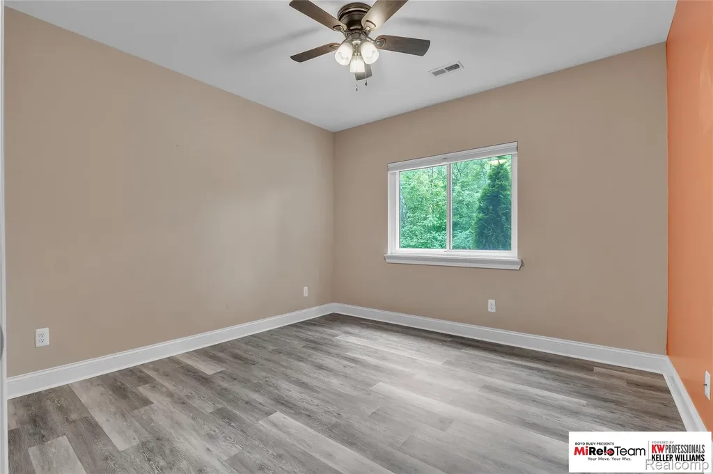 1909 Egret Pointe Genoa Township MI 48843