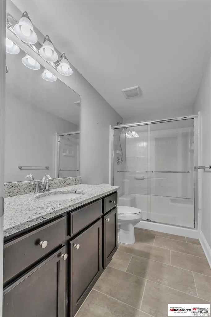 1909 Egret Pointe Genoa Township MI 48843