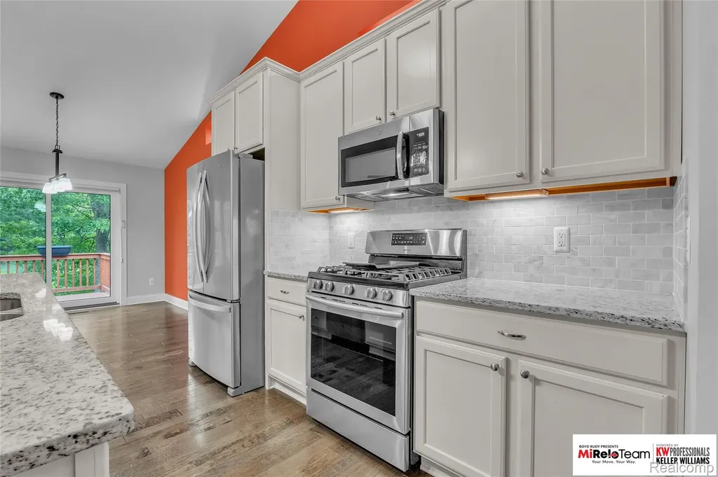 1909 Egret Pointe Genoa Township MI 48843
