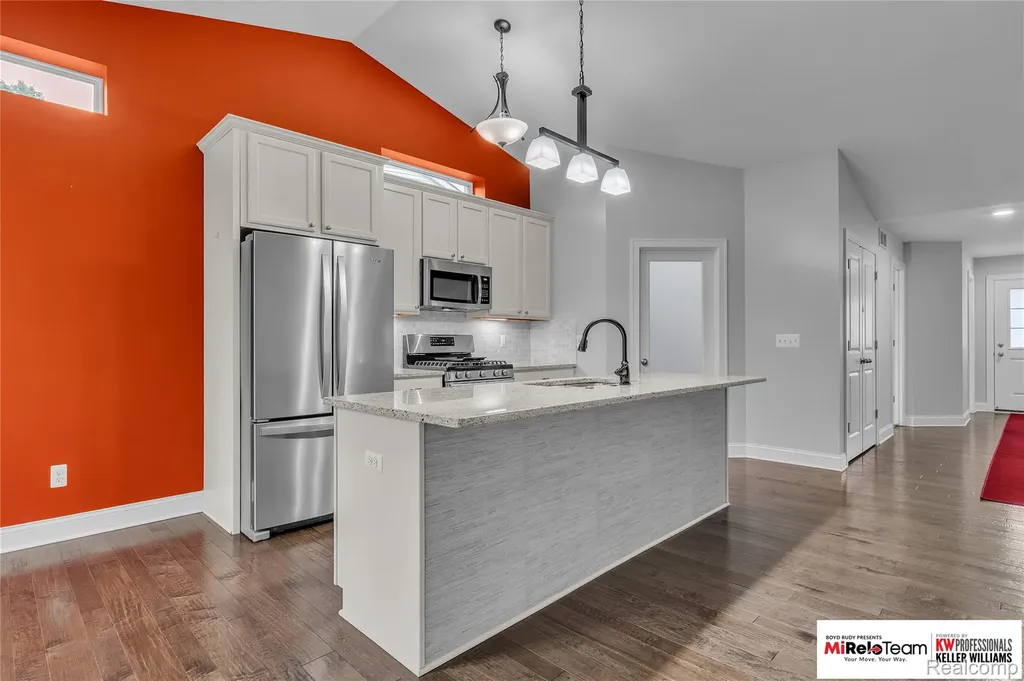 1909 Egret Pointe Genoa Township MI 48843