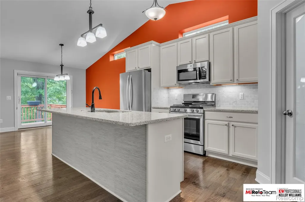 1909 Egret Pointe Genoa Township MI 48843