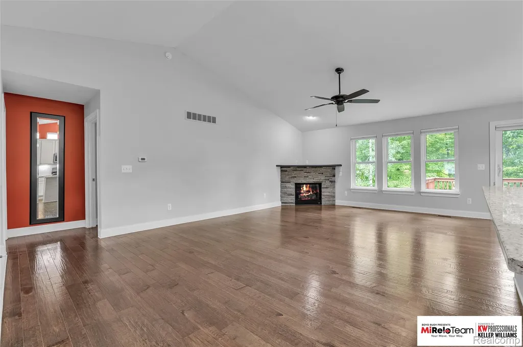 1909 Egret Pointe Genoa Township MI 48843