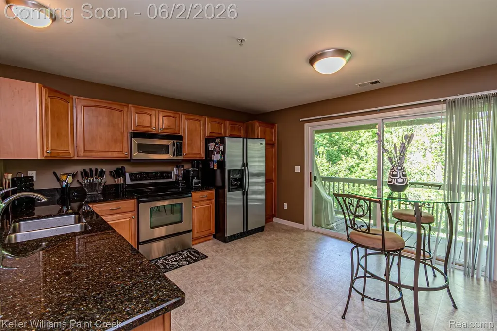 28569 Carlton Way Drive Novi City MI 48377