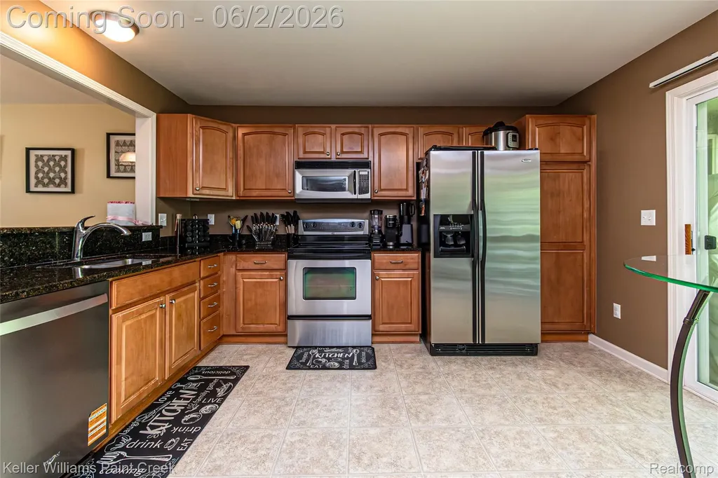 28569 Carlton Way Drive Novi City MI 48377