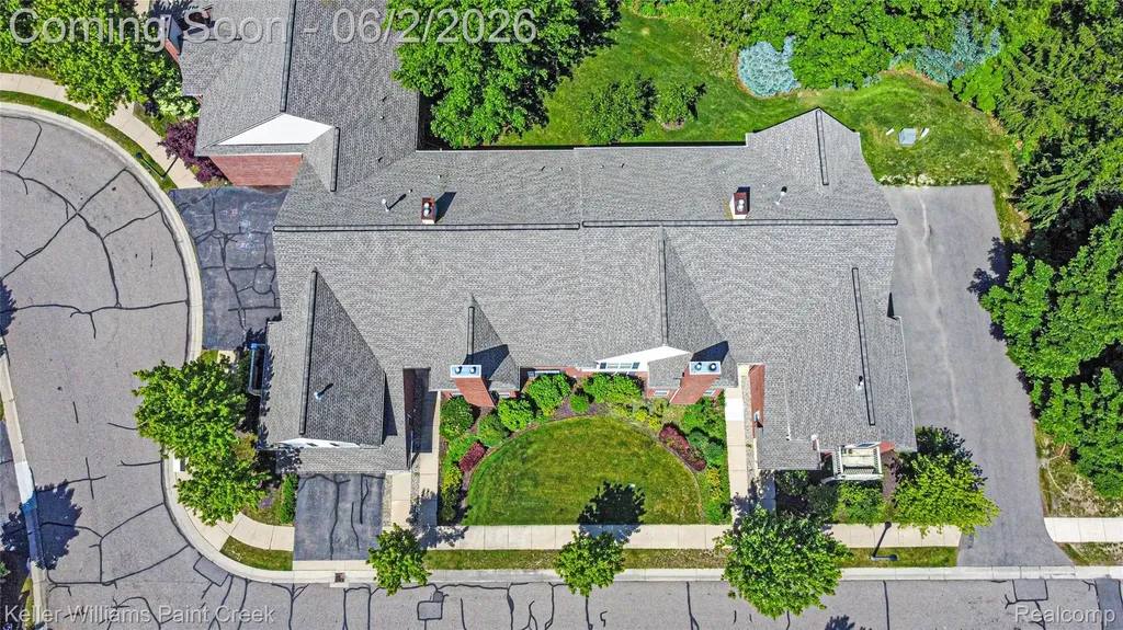 28569 Carlton Way Drive Novi City MI 48377