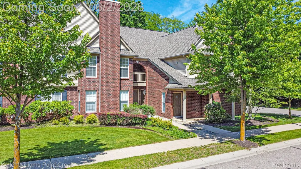 28569 Carlton Way Drive Novi City MI 48377
