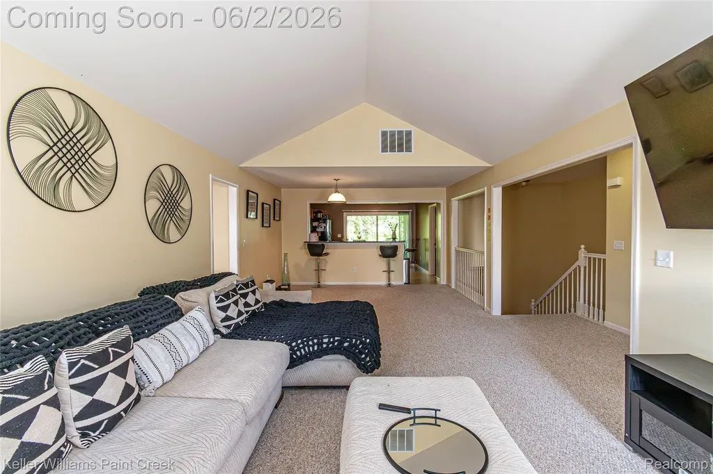 28569 Carlton Way Drive Novi City MI 48377