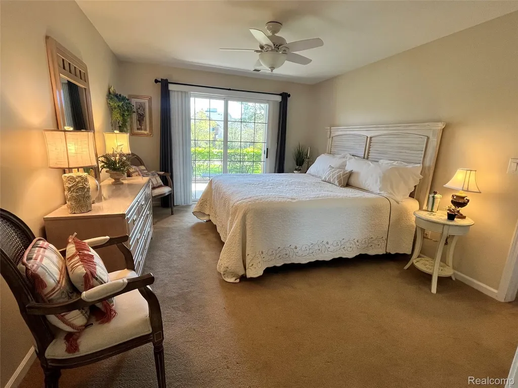 3624 N Oakmonte Boulevard Oakland Charter Township MI 48306