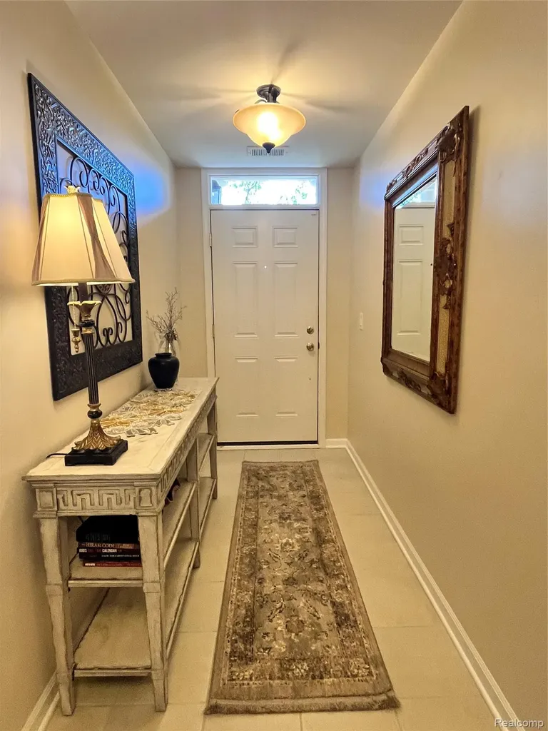 3624 N Oakmonte Boulevard Oakland Charter Township MI 48306