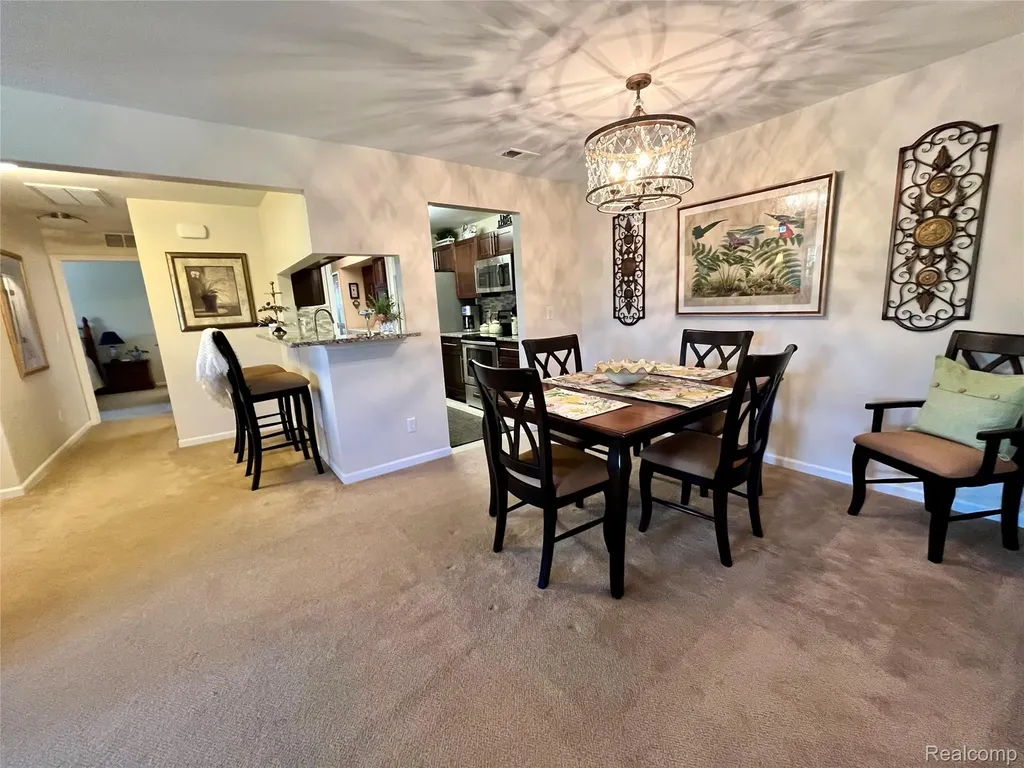 3624 N Oakmonte Boulevard Oakland Charter Township MI 48306