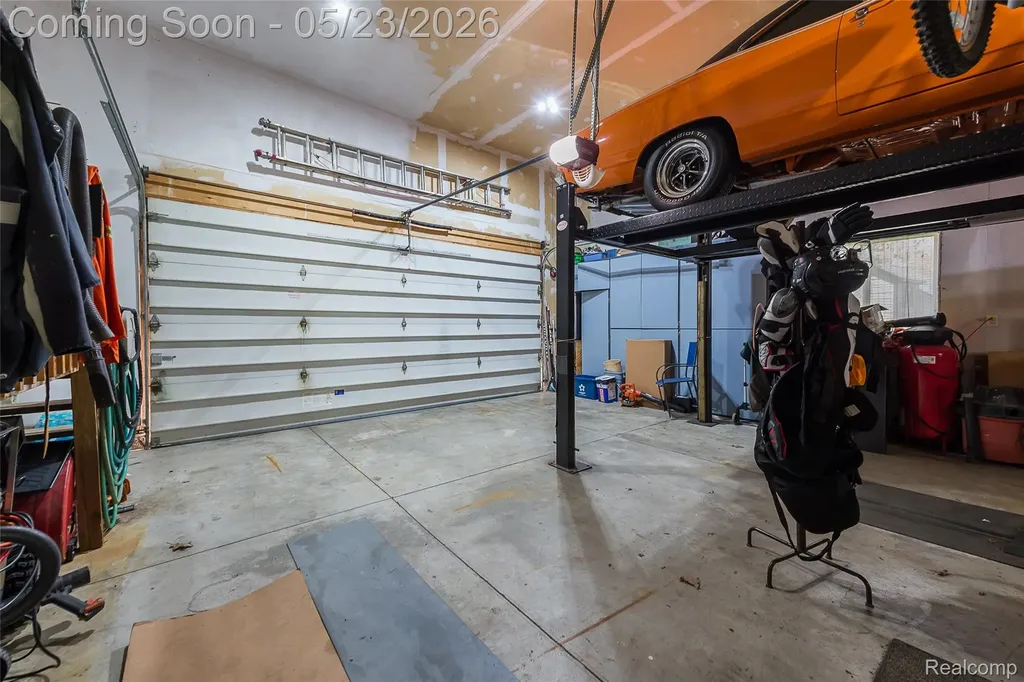 6093 Rosewood Parkway White Lake Charter Township MI 48383