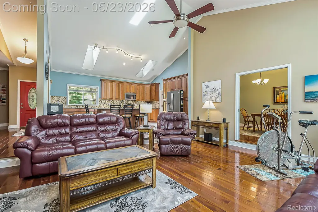 6093 Rosewood Parkway White Lake Charter Township MI 48383
