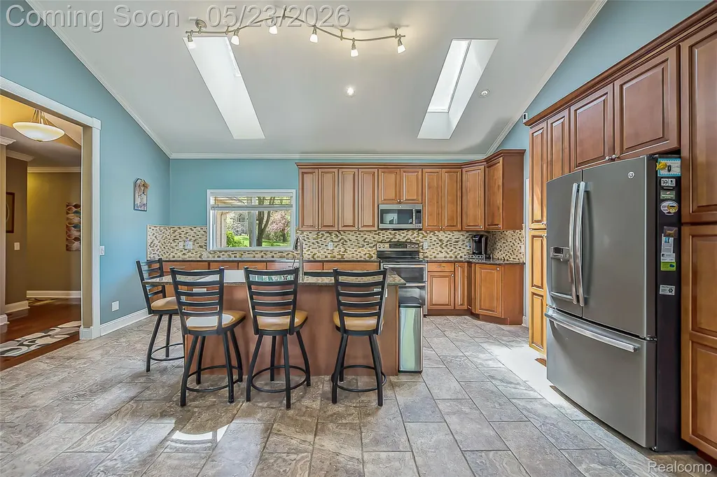 6093 Rosewood Parkway White Lake Charter Township MI 48383