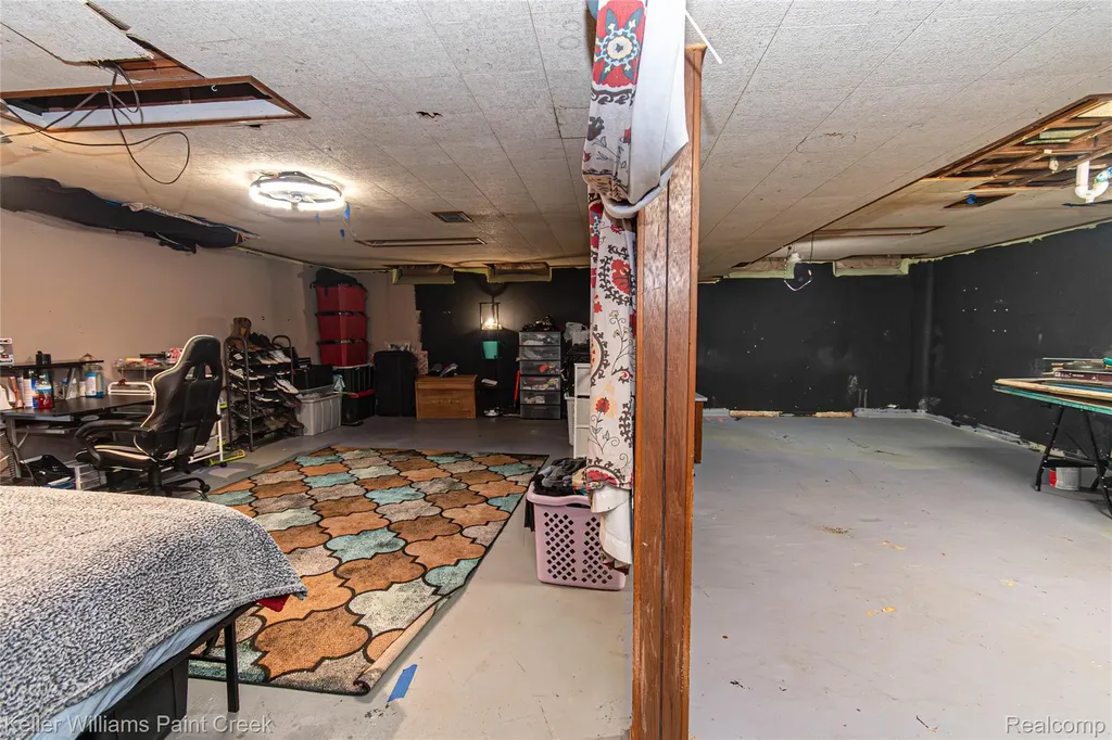 25610 Jennifer Avenue Redford Charter Township MI 48239
