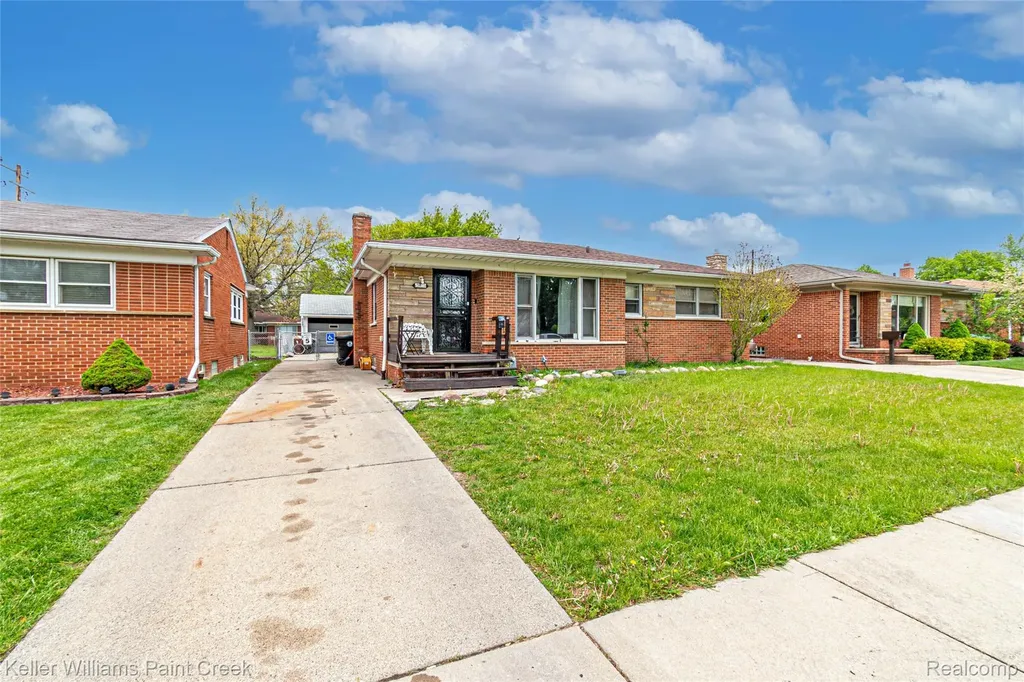 25610 Jennifer Avenue Redford Charter Township MI 48239
