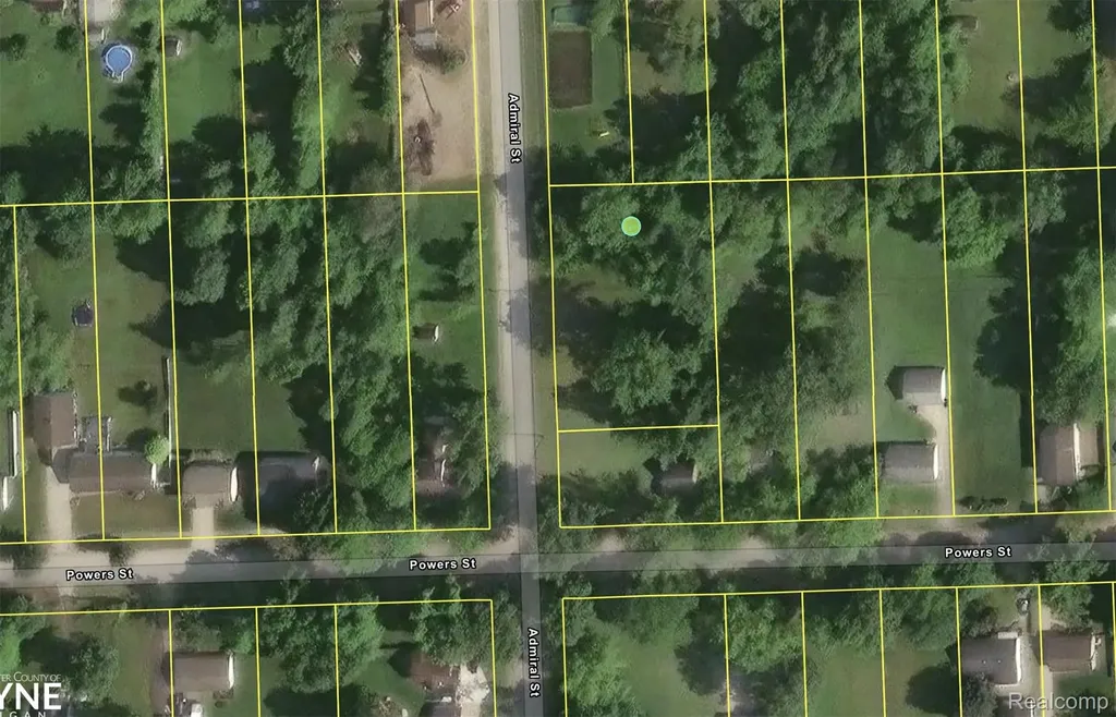 5055 Admiral Street Westland City MI 48186