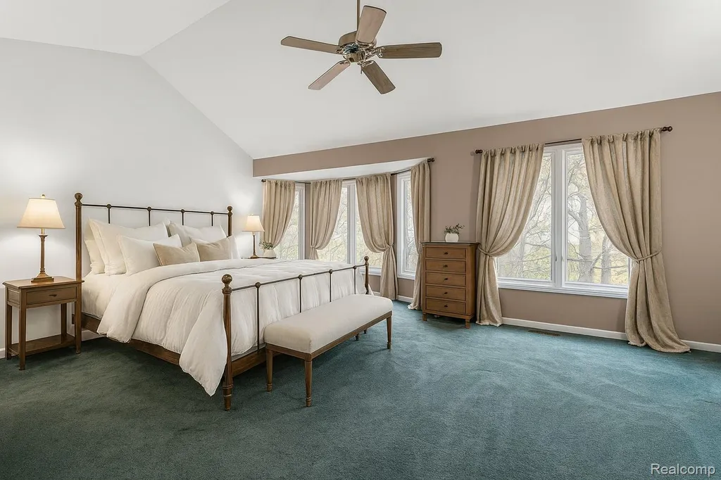 6775 Carlyle Crossing West Bloomfield Charter Township MI 48322