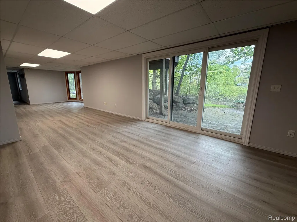 6775 Carlyle Crossing West Bloomfield Charter Township MI 48322