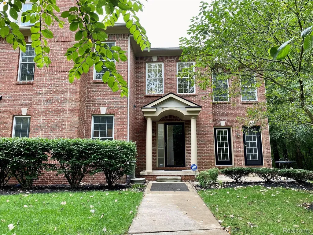 251 S Village Way Canton Charter Township MI 48188