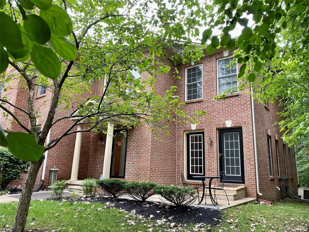 251 S Village Way Canton Charter Township MI 48188